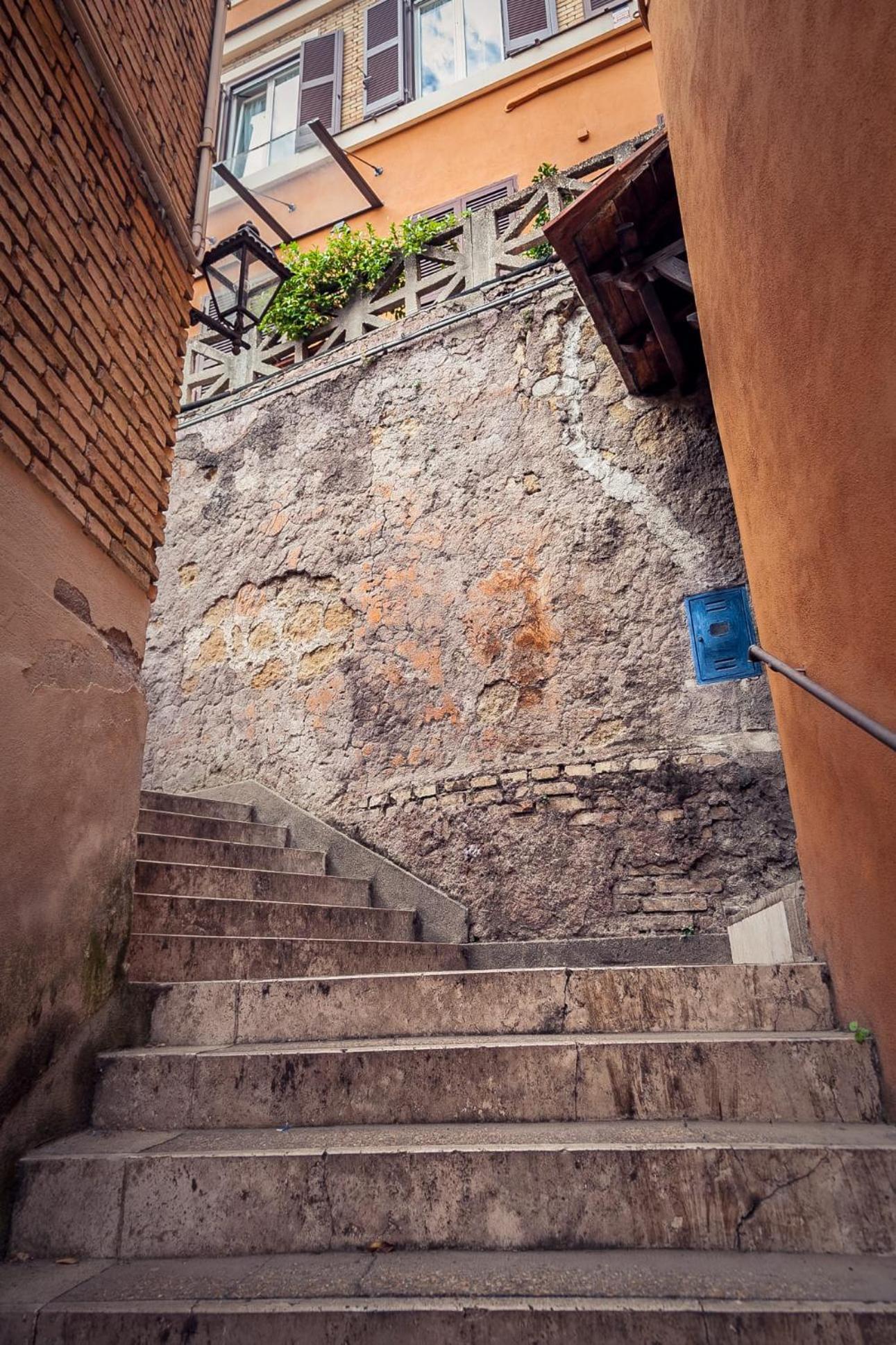 Fl Apartments Il Piccolo Borgo Di Trastevere Rome Luaran gambar